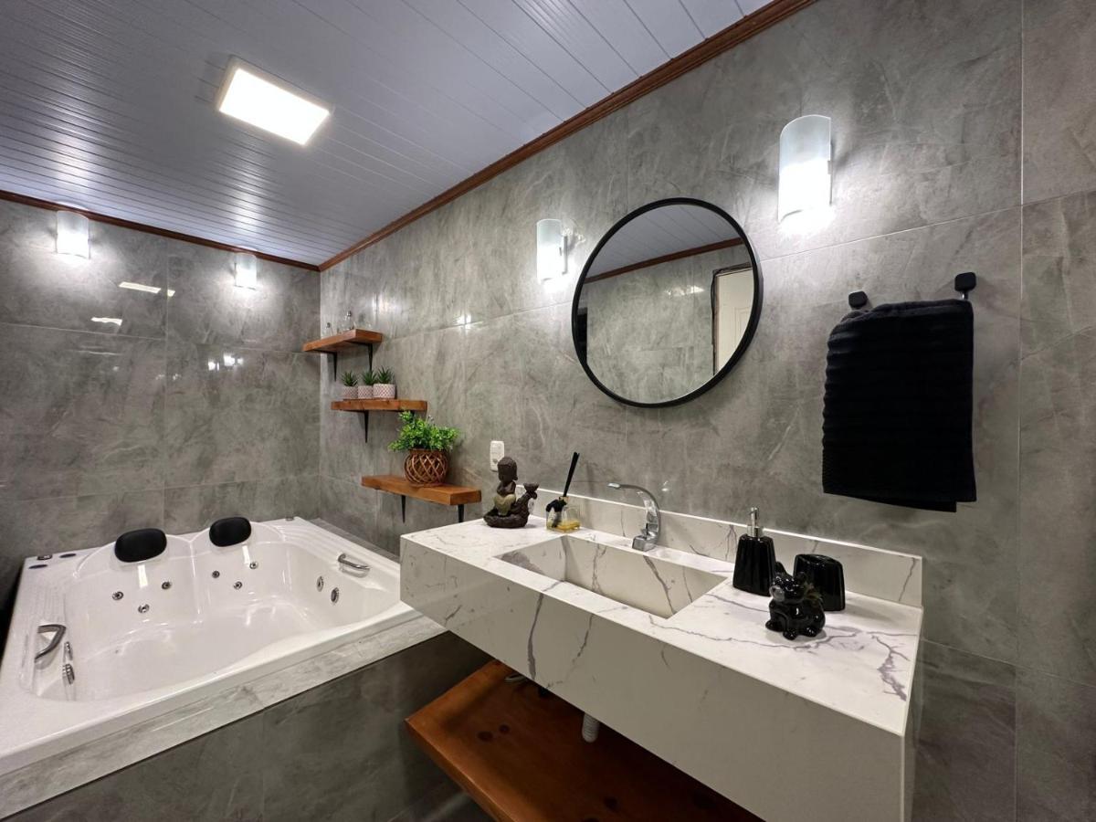 Apartamento Com Hidromassagem Em Gramado Apartment Exterior photo